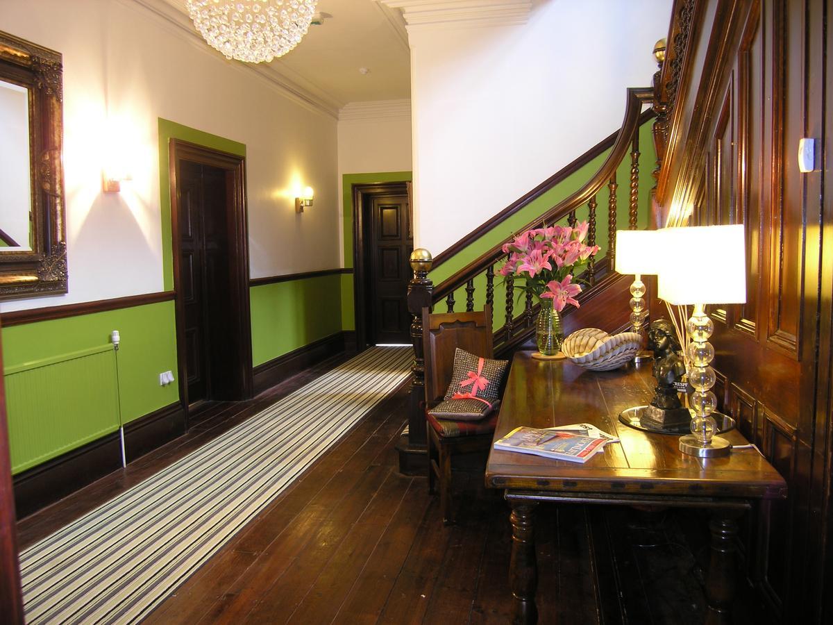 Westwell Hall อิลฟราคูมบ์ ภายนอก รูปภาพ