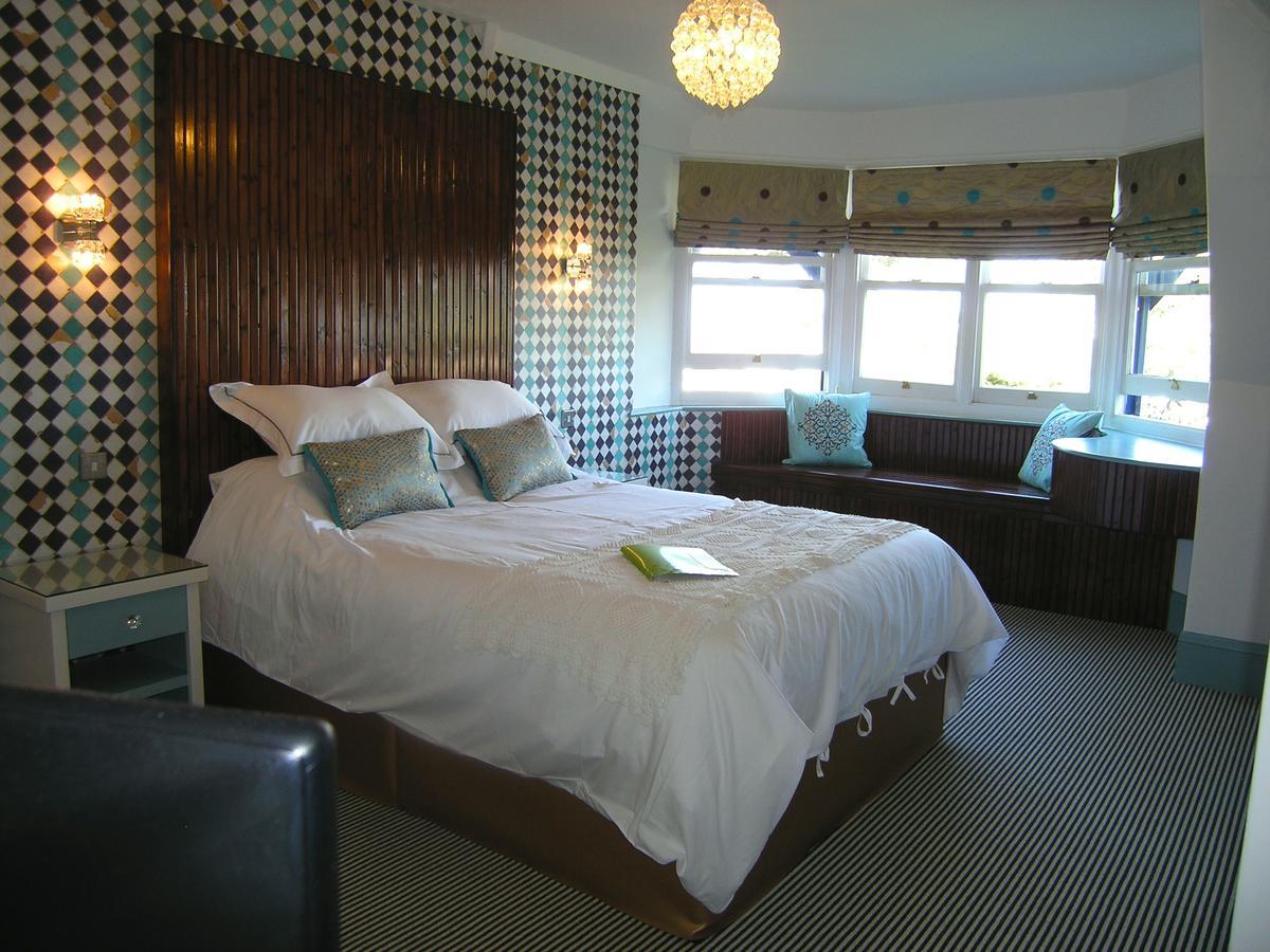 Westwell Hall อิลฟราคูมบ์ ภายนอก รูปภาพ