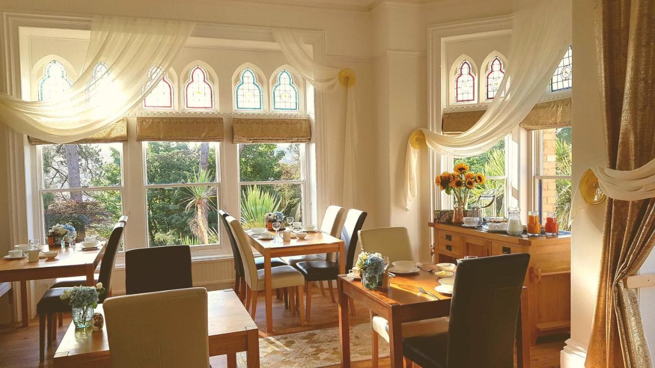 Westwell Hall อิลฟราคูมบ์ ภายนอก รูปภาพ